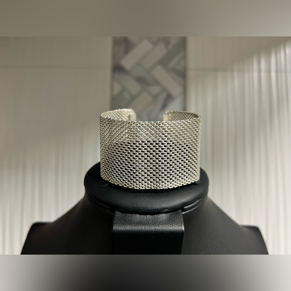 Mesh Silver Tone Metal Bracelet - Picture 5 of 5